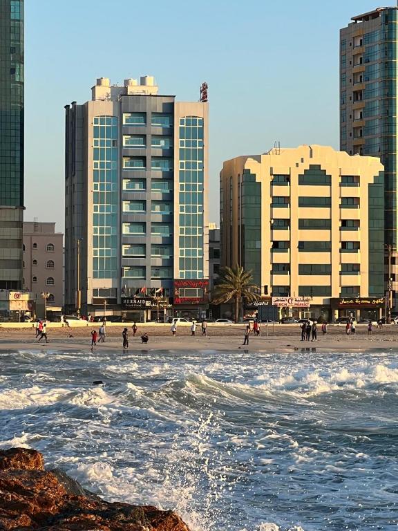 831926561 Mermaid Beach Hotel LLC. Ajman Corniche 3 - Зображення 1
